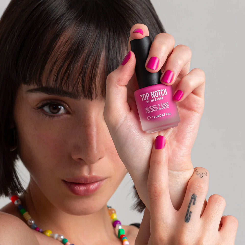 Mesauda Top Notch Rebellion 101 Ziggy 14ml - smalto classico effetto latex