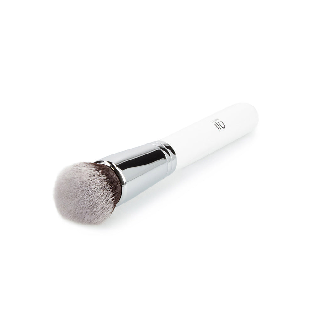 Ilū Make Up Round Top Kabuki Brush 105 - pennello fondotinta